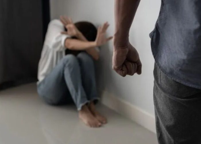 Heavy stress of relationship is derailing life