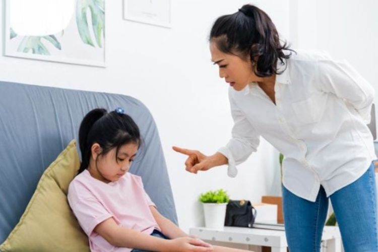 Mental Health: Parents yelling at children has a serious impact on their minds