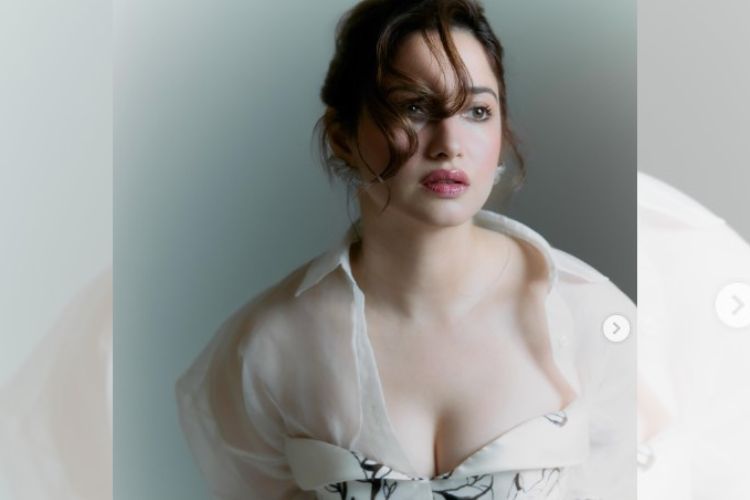 The secret to Tamannaah's soft and glowing beauty lies in a face mask