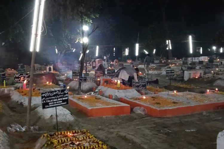 Shab-e-Barat is the night of worship, mercy, forgiveness and virtues