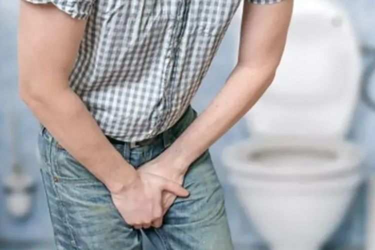 If you urinate shortly after drinking water, it could be a sign of illness